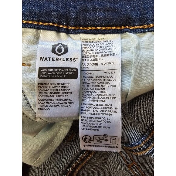 Levi's Womens size 31 Mid-Length Denim Shorts Mid Rise Slim Through Hip Waist 33 - Picture 5 of 6